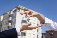 Купля-продажа комнаты в коммунальной квартире